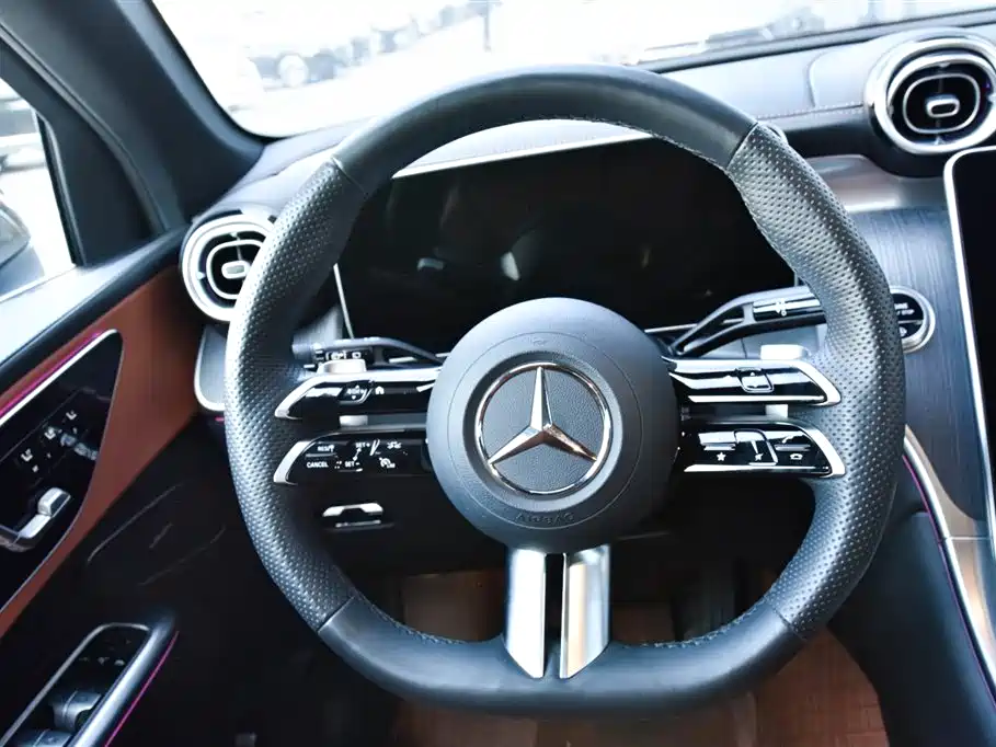 Mercedes-Benz GLC — фото 13