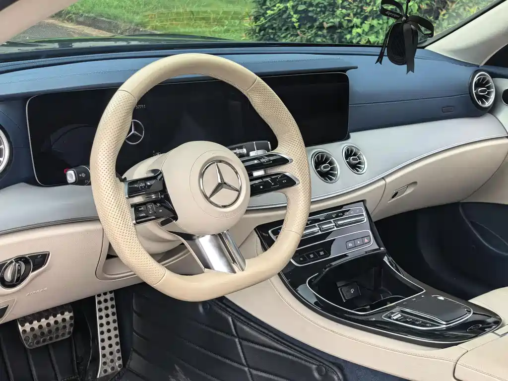 Mercedes-Benz E-Class (Import) — фото 9