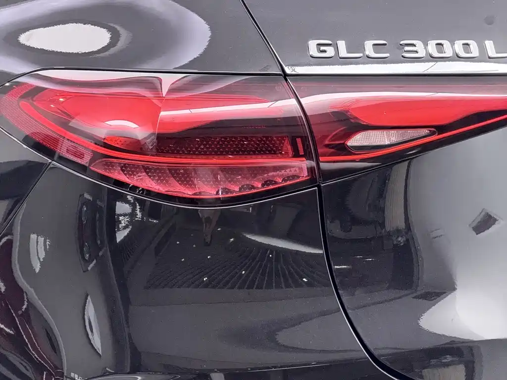 Mercedes-Benz GLC — фото 15