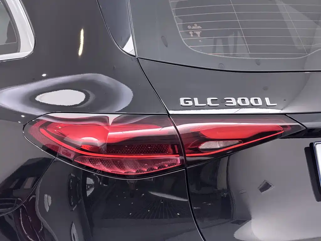 Mercedes-Benz GLC — фото 16