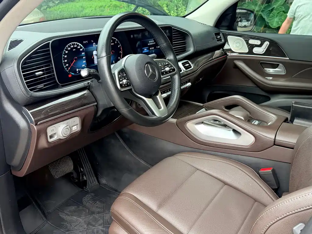 Mercedes-Benz GLE (Import) — фото 8