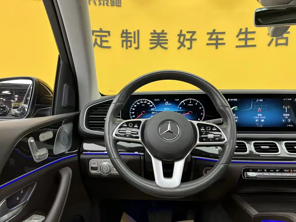 Mercedes-Benz GLE (Import) — фото 34
