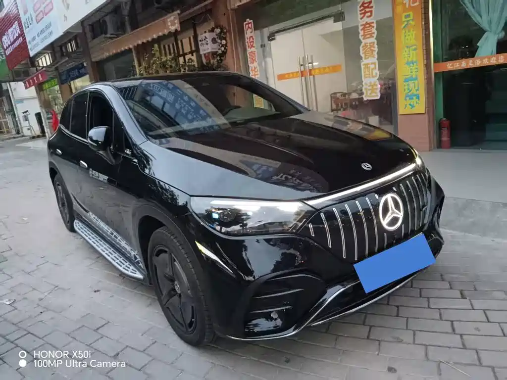 Mercedes-Benz EQE SUV — фото 2