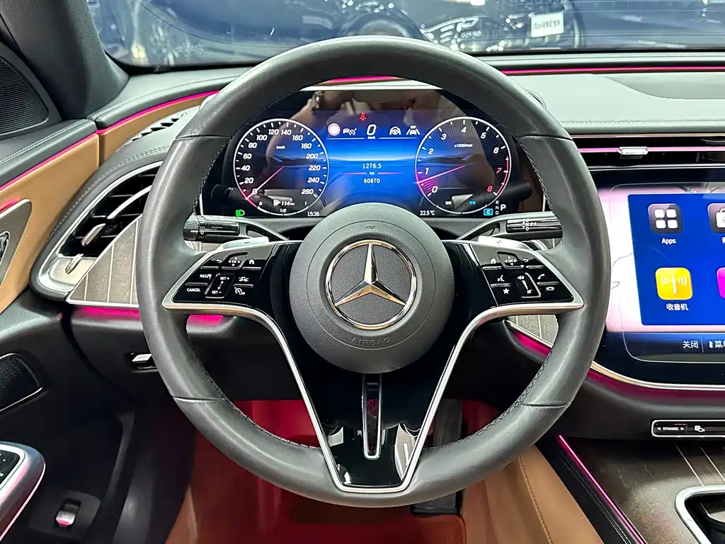 Mercedes-Benz E-Class — фото 17