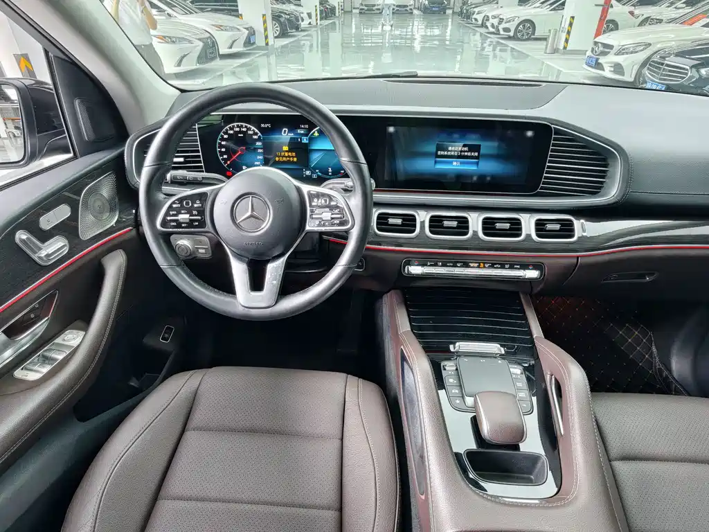 Mercedes-Benz GLE (Import) — фото 8