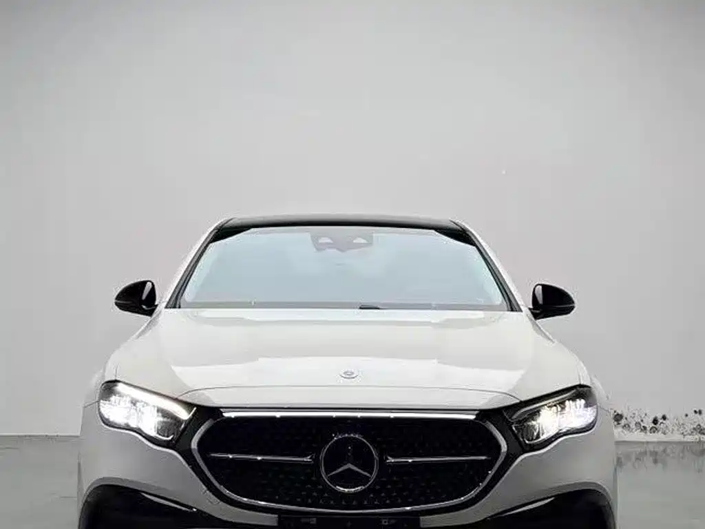 Mercedes-Benz E-Class (Import) — фото 2