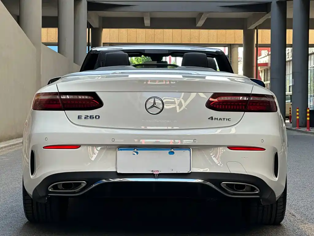 Mercedes-Benz E-Class (Import) — фото 4