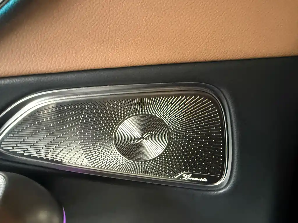 Mercedes-Benz E-Class — фото 16