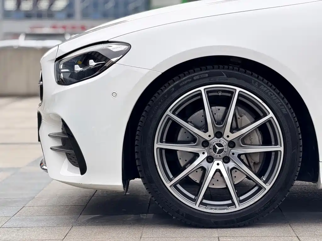 Mercedes-Benz E-Class (Import) — фото 3