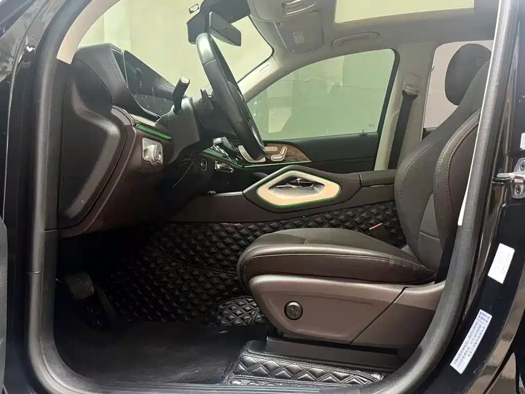 Mercedes-Benz GLE (Import) — фото 9