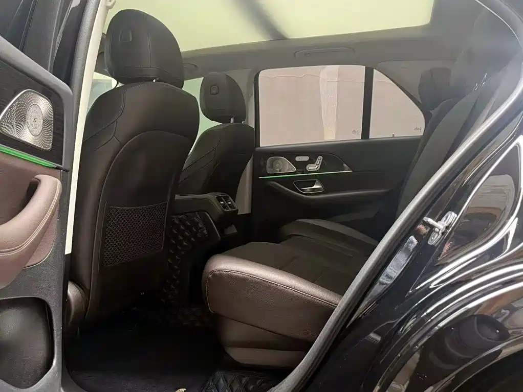 Mercedes-Benz GLE (Import) — фото 10