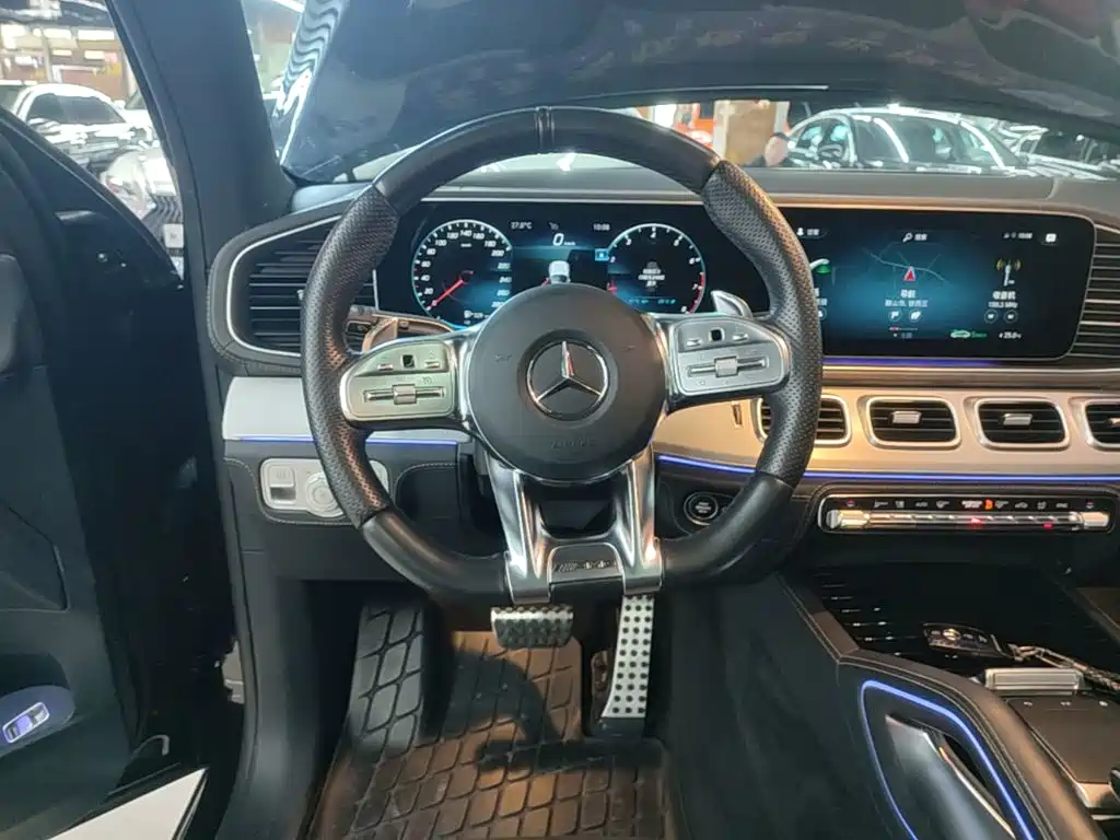 Mercedes-Benz GLE AMG — фото 11