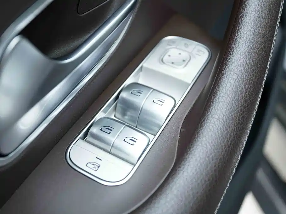 Mercedes-Benz GLE (Import) — фото 9