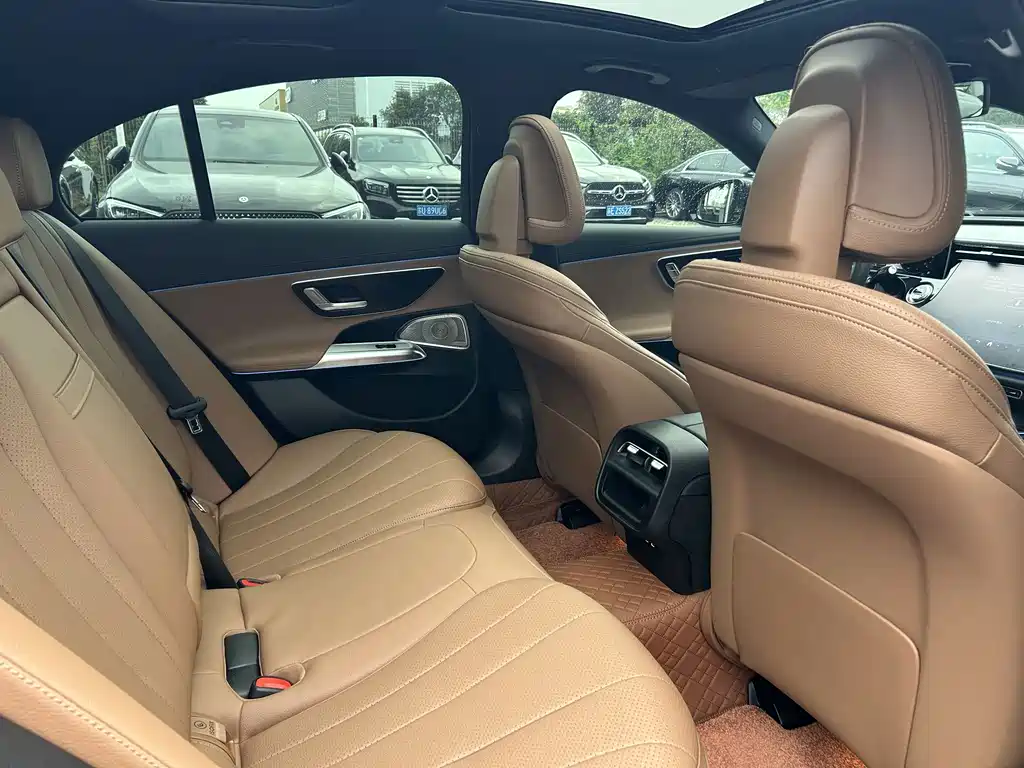 Mercedes-Benz E-Class (Import) — фото 14