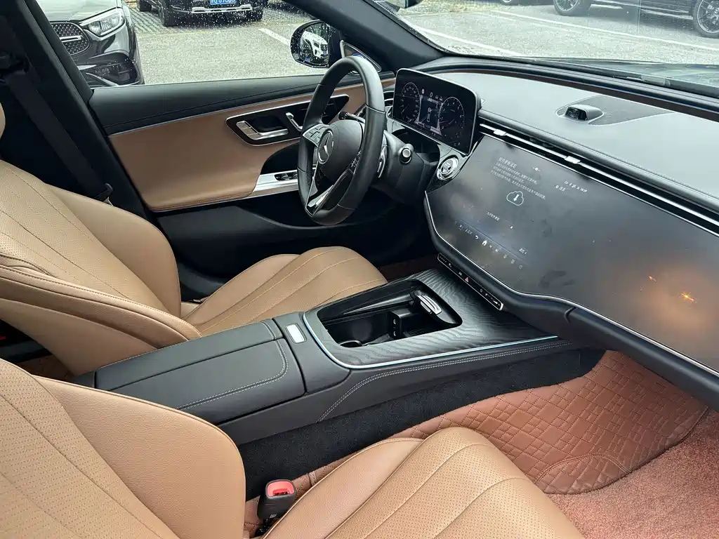Mercedes-Benz E-Class (Import) — фото 15