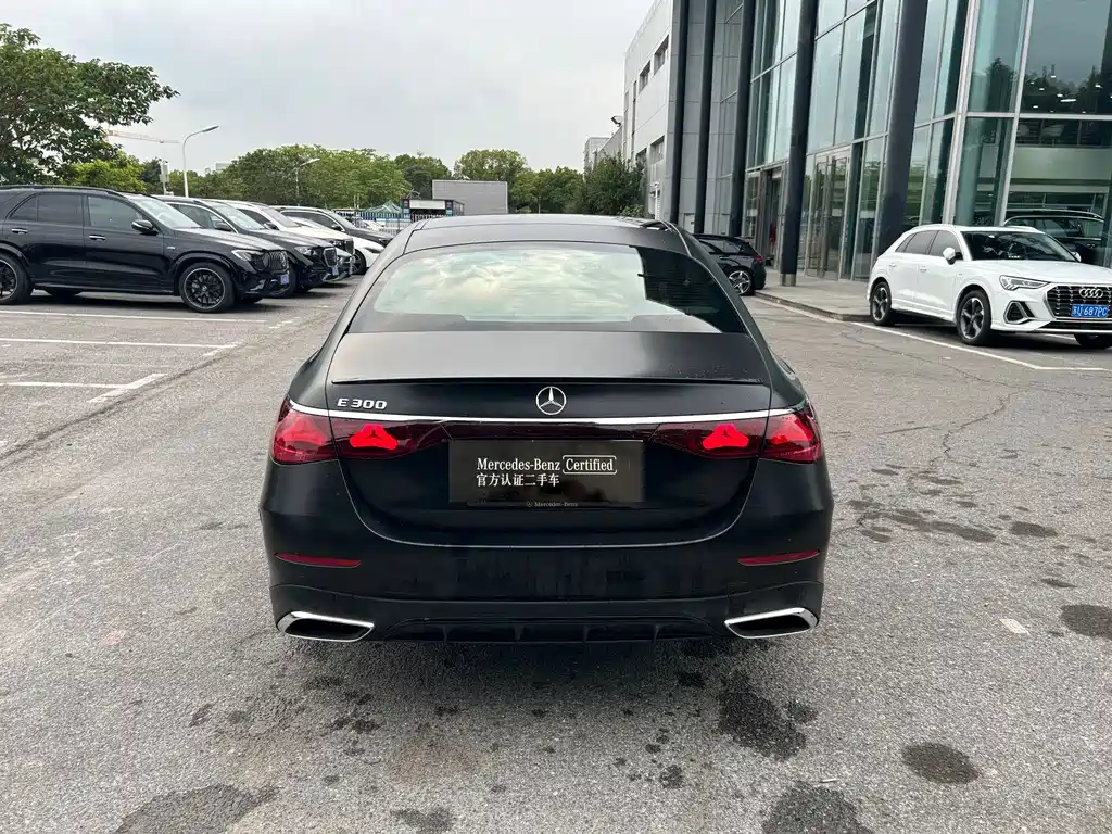 Mercedes-Benz E-Class (Import) — фото 6