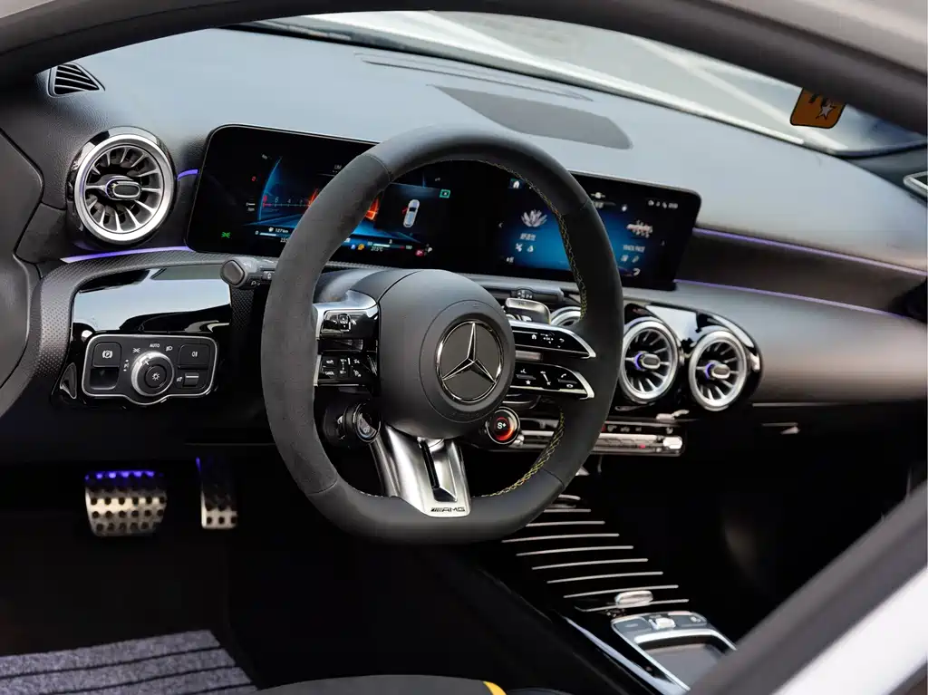 Mercedes-Benz A-Class AMG (Import) — фото 11