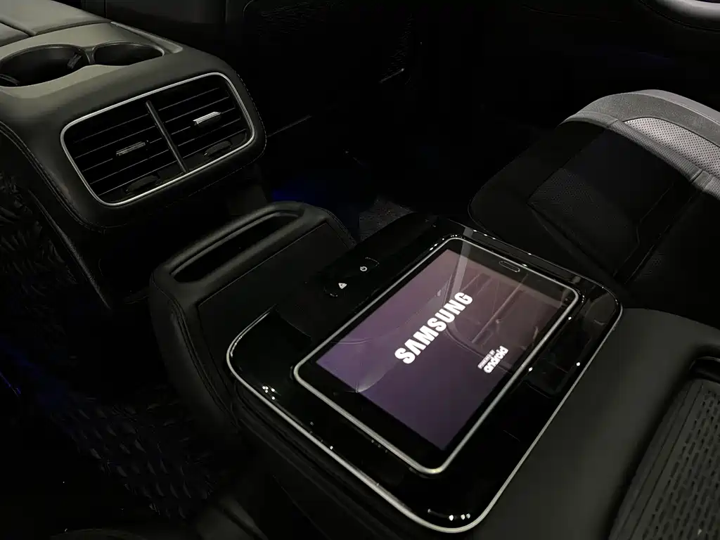 Mercedes-Benz GLE AMG — фото 9