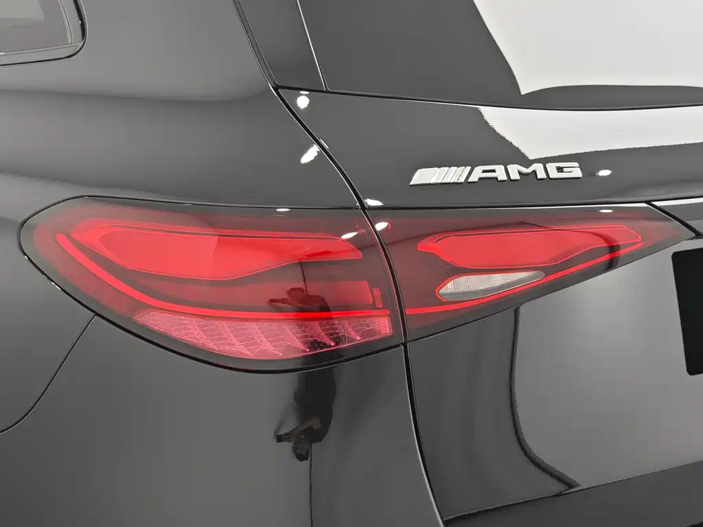 Mercedes-Benz GLC AMG — фото 17