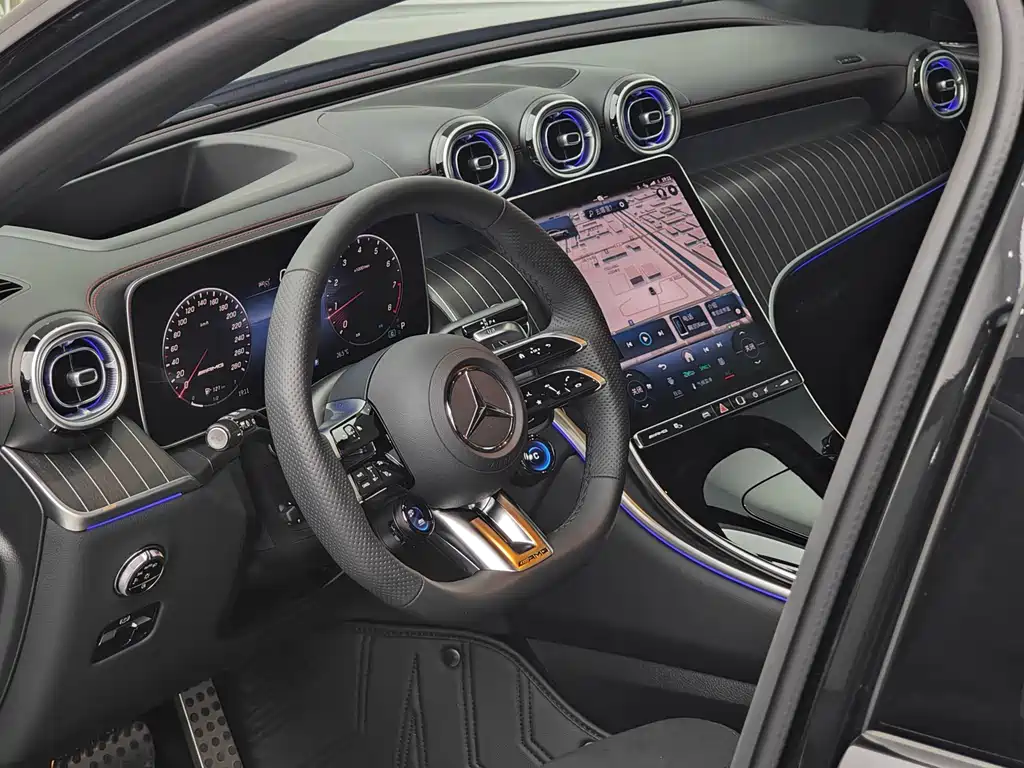 Mercedes-Benz GLC AMG — фото 27