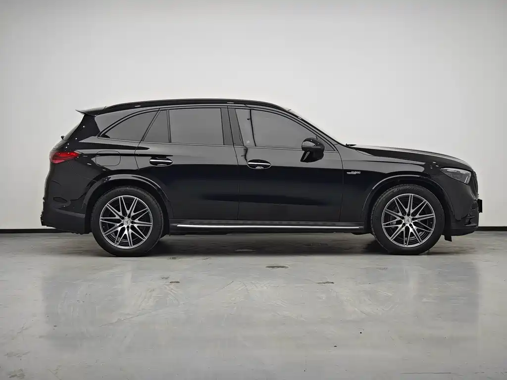 Mercedes-Benz GLC AMG — фото 7