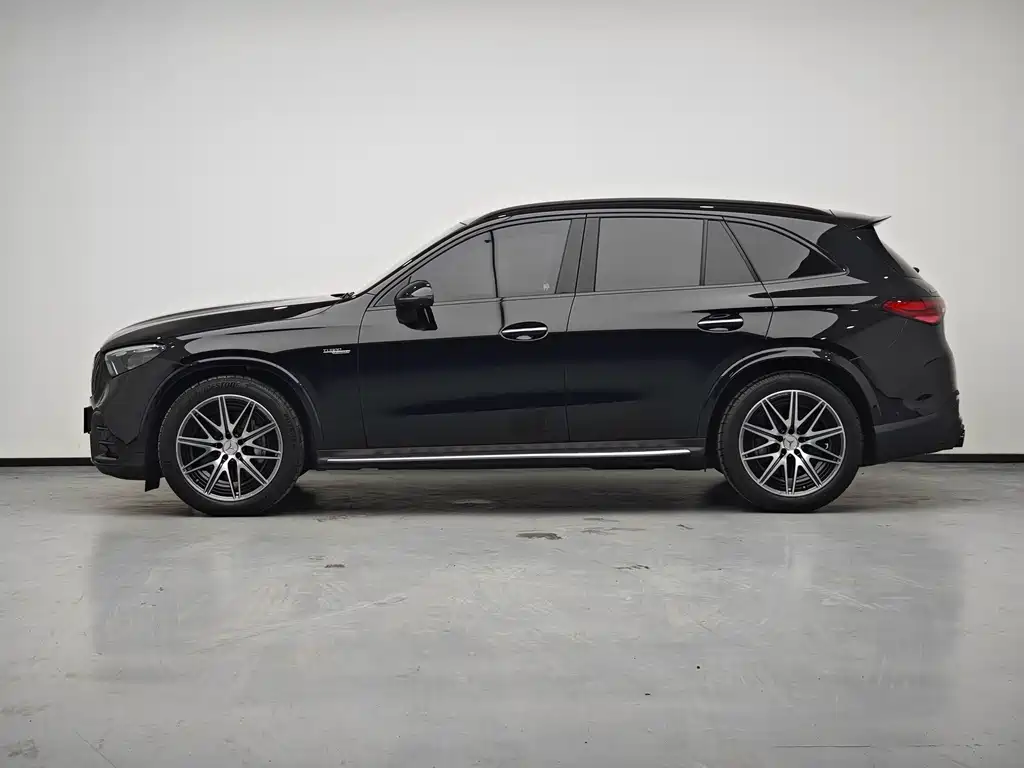 Mercedes-Benz GLC AMG — фото 8