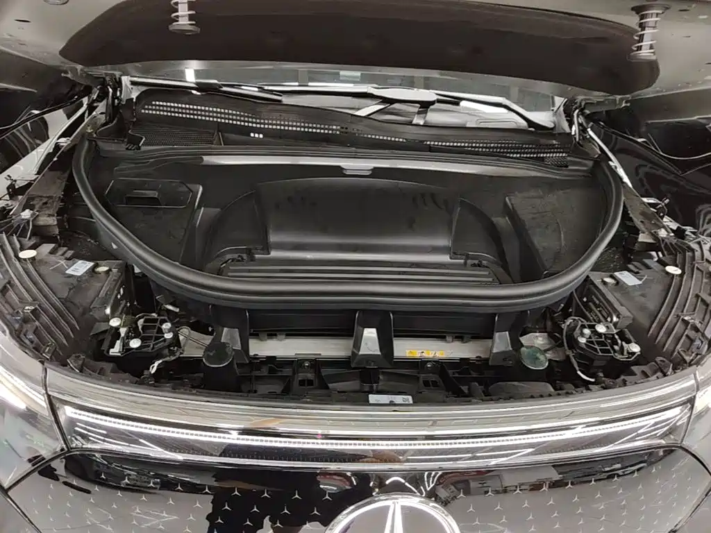 Mercedes-Benz EQS SUV — фото 20