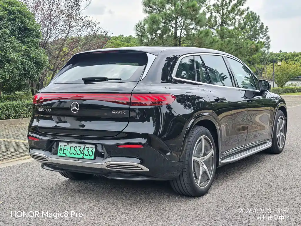 Mercedes-Benz EQS SUV — фото 20