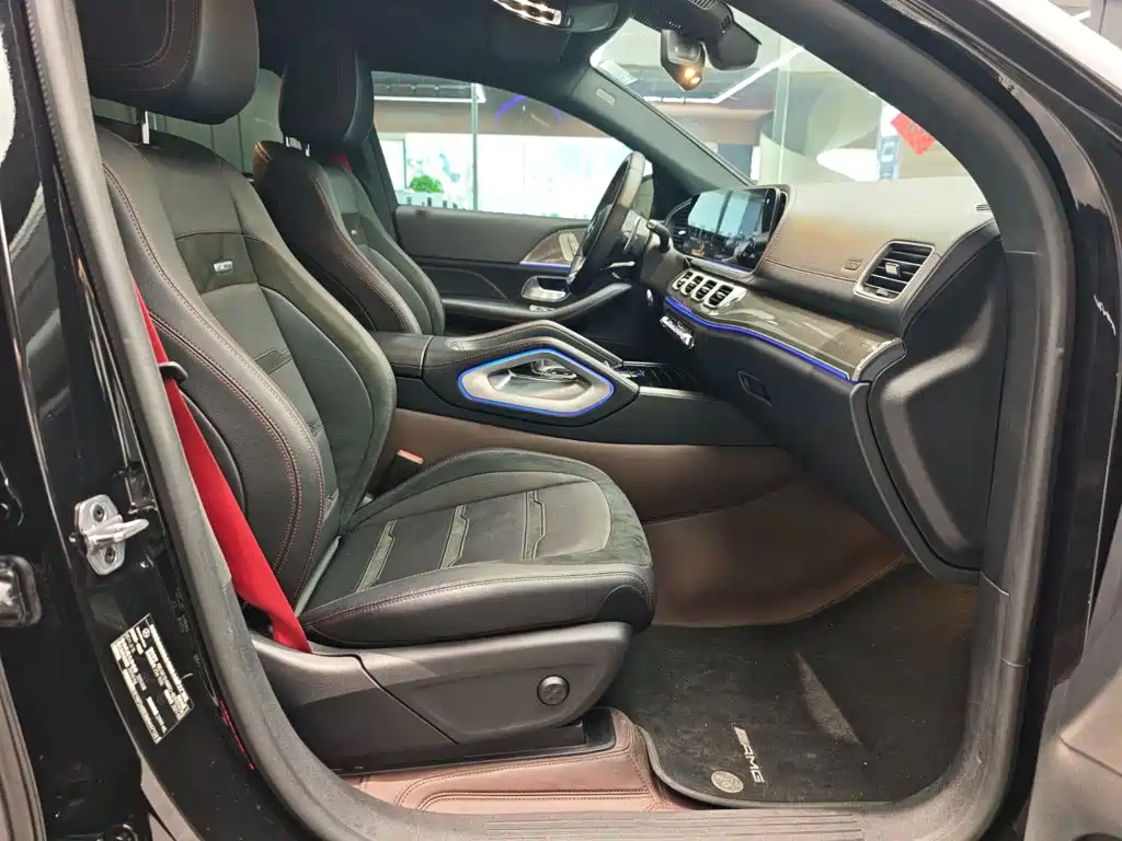 Mercedes-Benz GLE Coupe AMG — фото 11