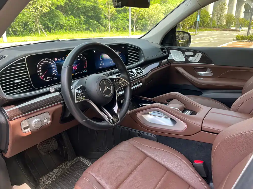 Mercedes-Benz GLE (Import) — фото 4