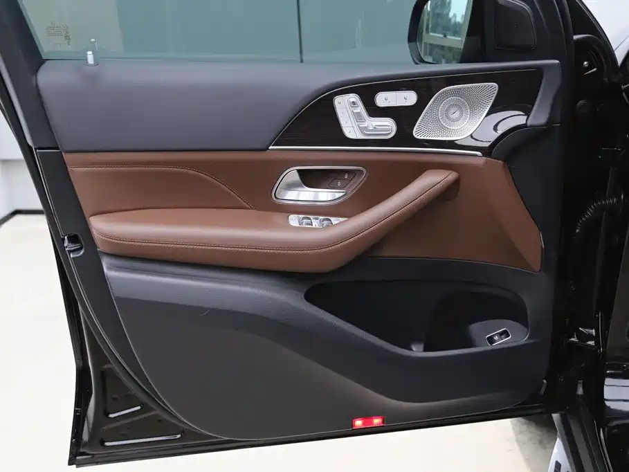 Mercedes-Benz GLE (Import) — фото 10