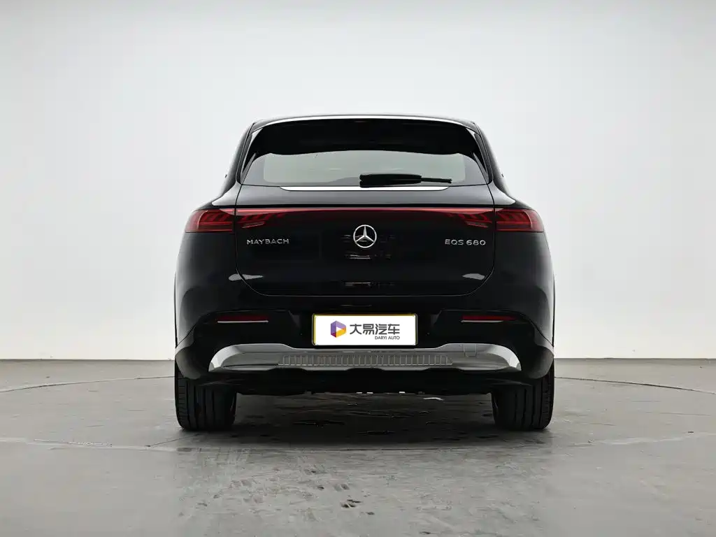 Mercedes-Benz EQS SUV — фото 4