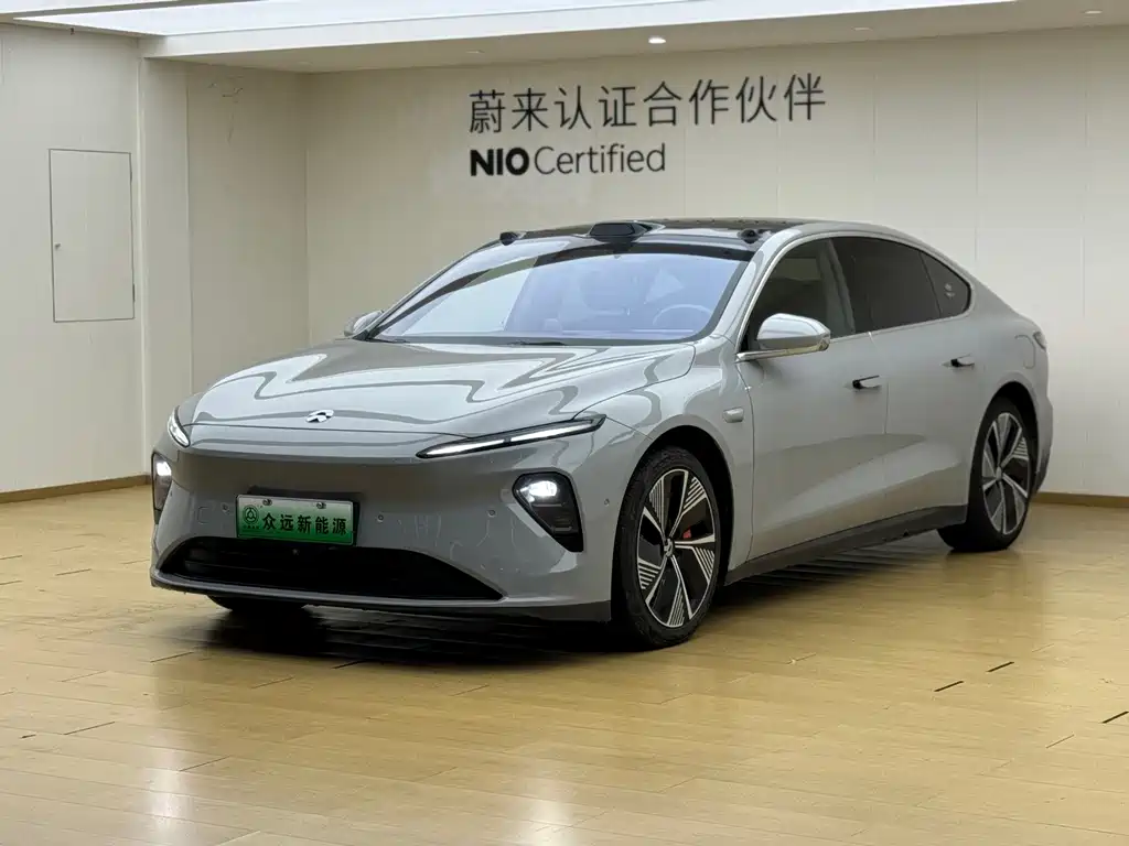 NIO ET7