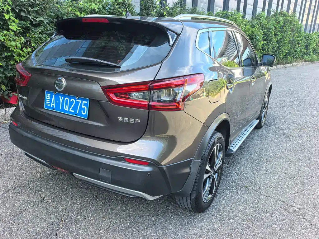 Nissan Qashqai — фото 4