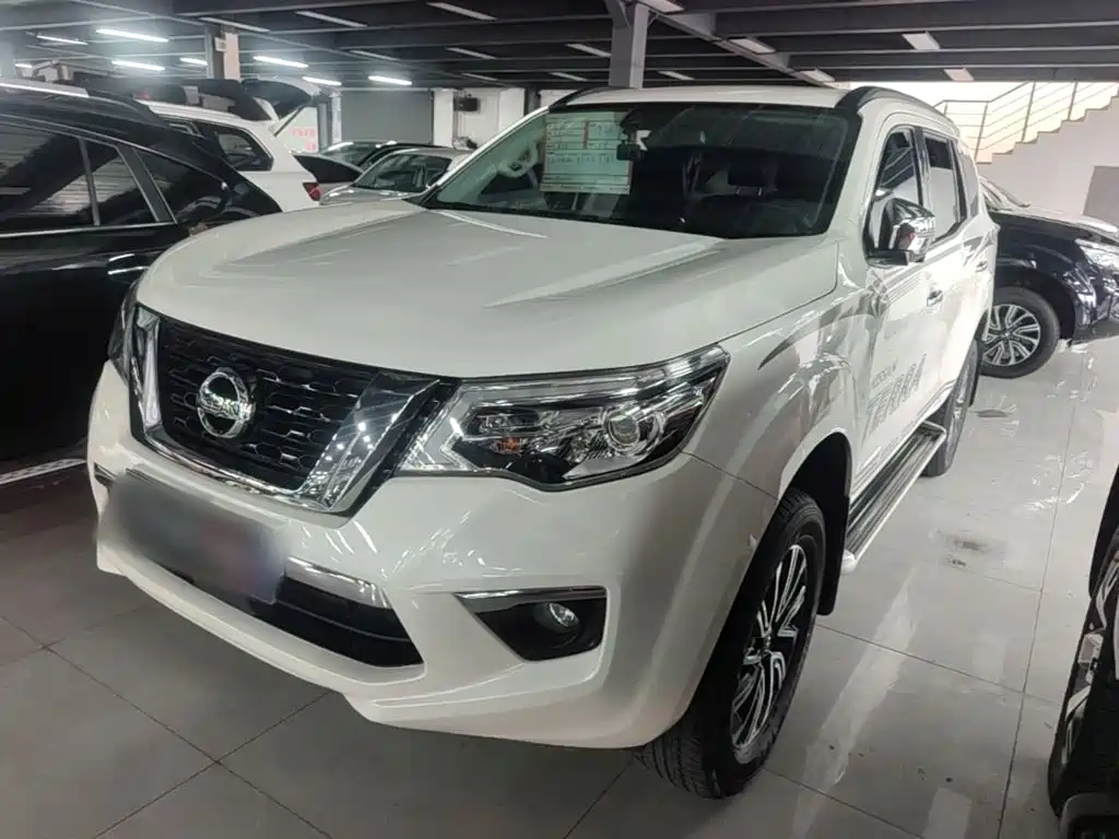 Nissan Terra — фото 2