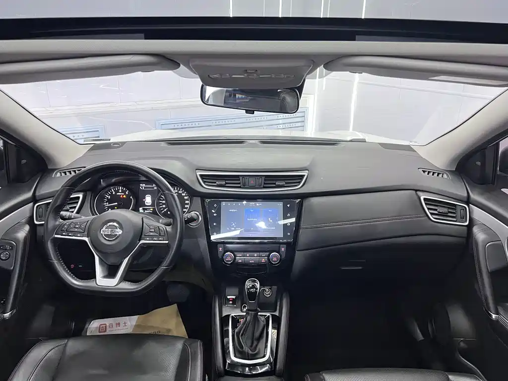 Nissan Qashqai — фото 14