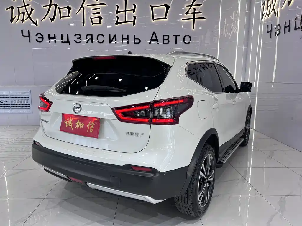 Nissan Qashqai — фото 4