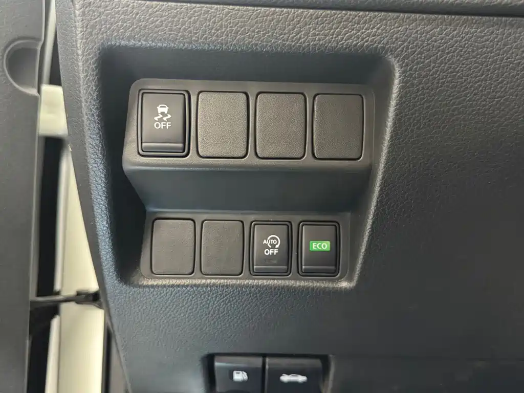 Nissan X-Trail — фото 15