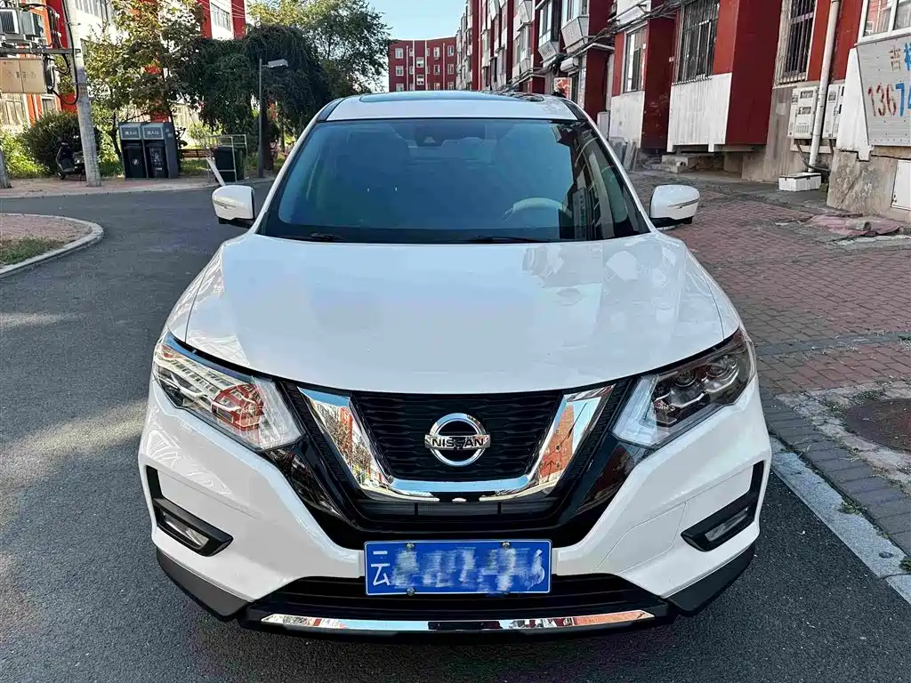 Nissan X-Trail — фото 2