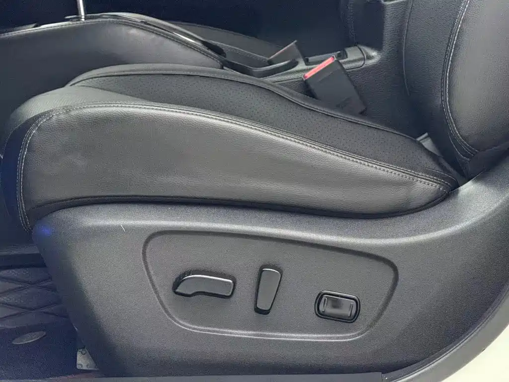 Nissan X-Trail — фото 11