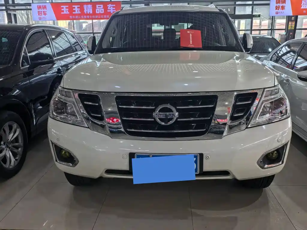 Nissan Patrol — фото 2