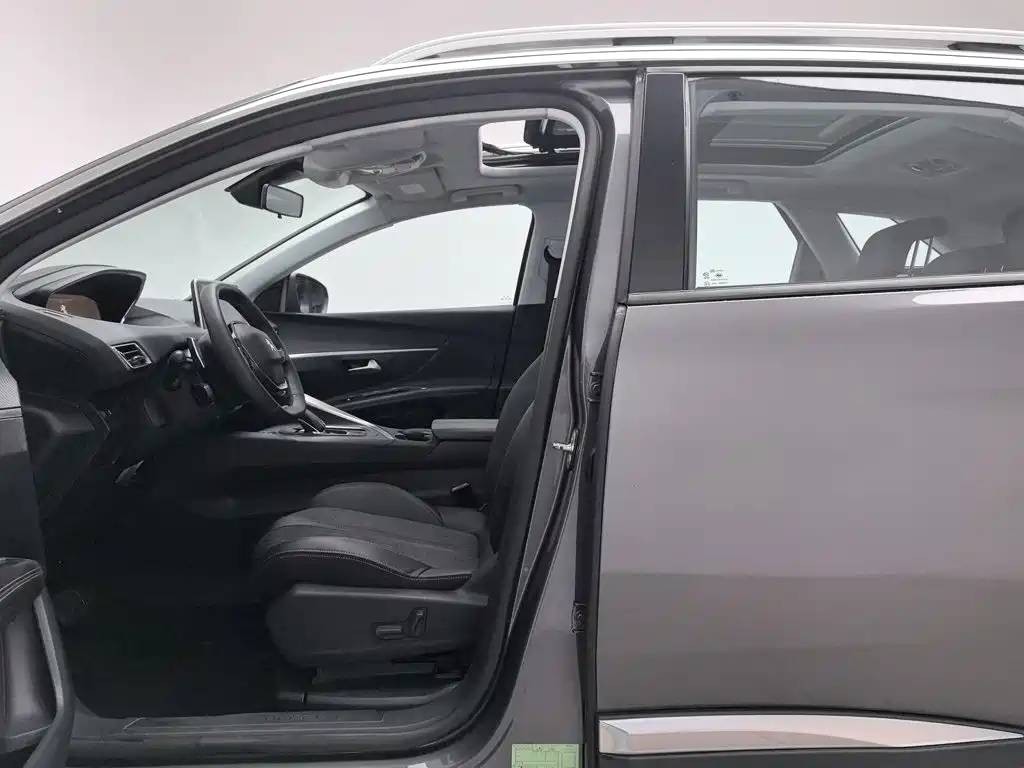 Peugeot 4008 — фото 10