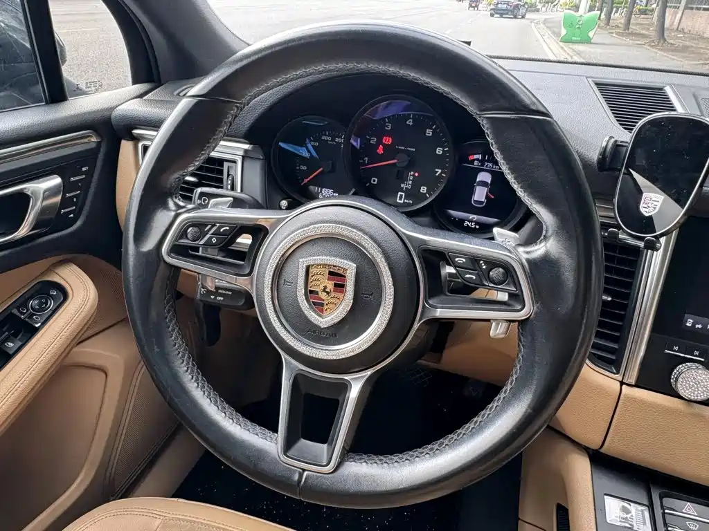 Porsche Macan — фото 4