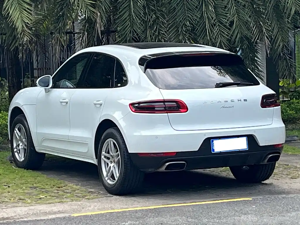 Porsche Macan — фото 10