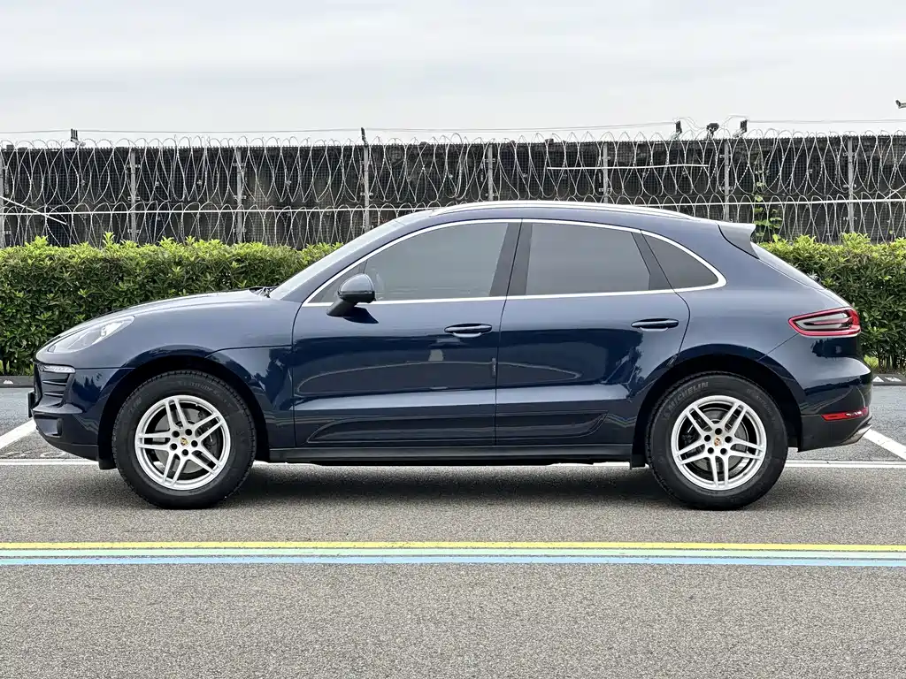 Porsche Macan — фото 4