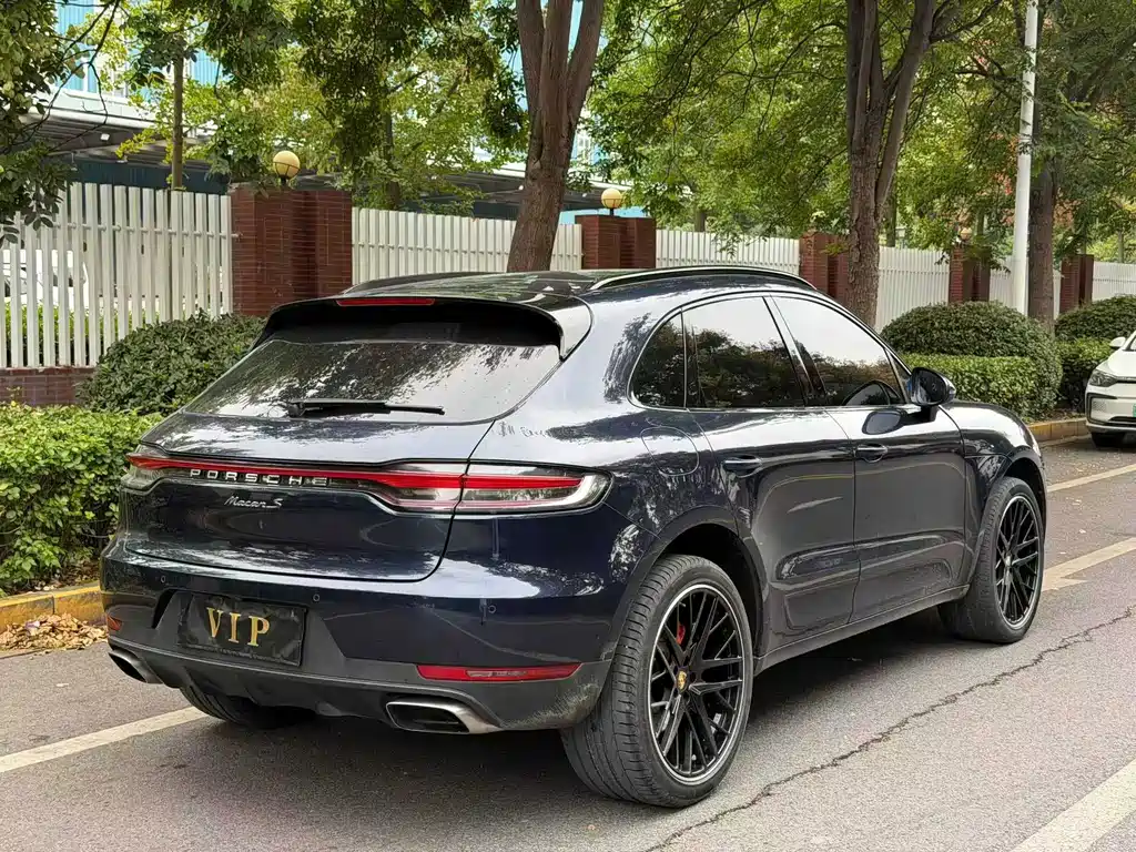 Porsche Macan — фото 7