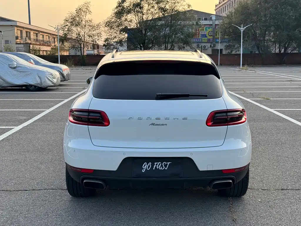 Porsche Macan — фото 4