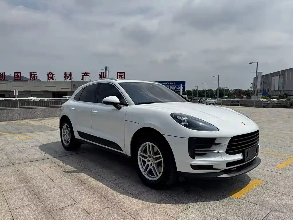 Porsche Macan — фото 3