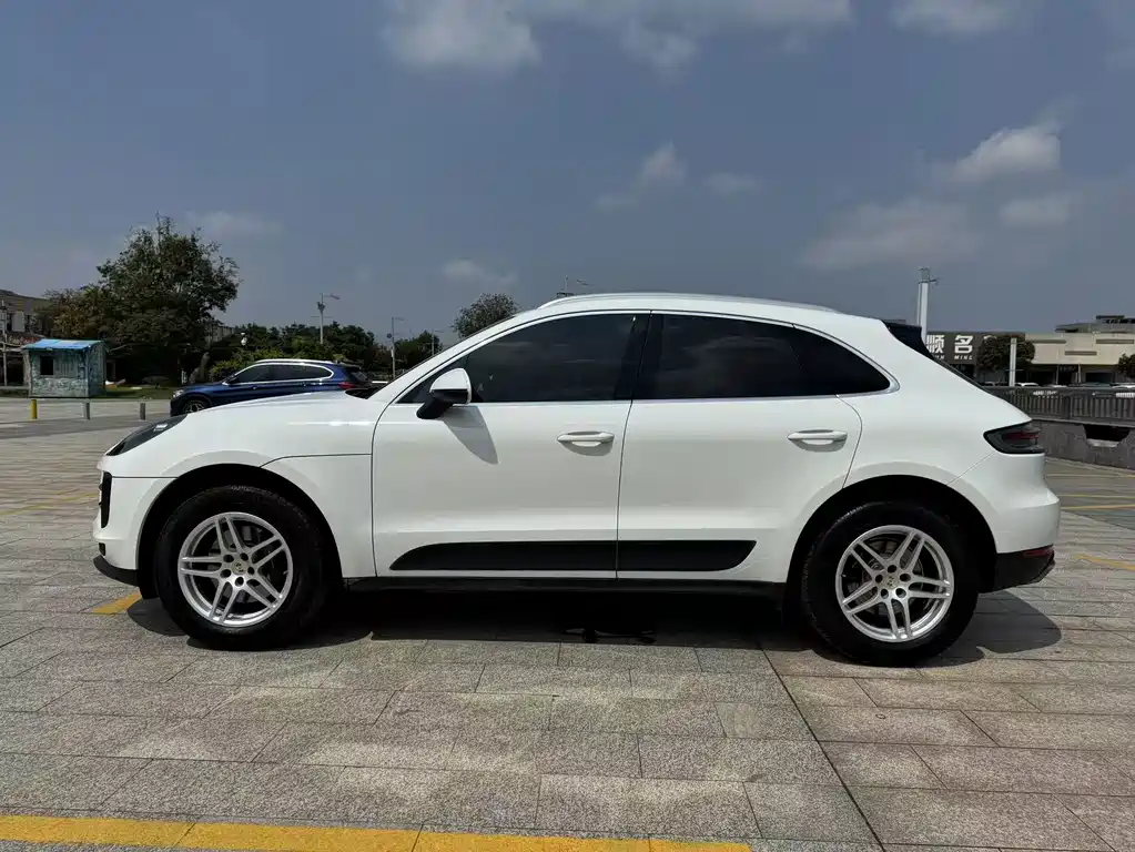 Porsche Macan — фото 4