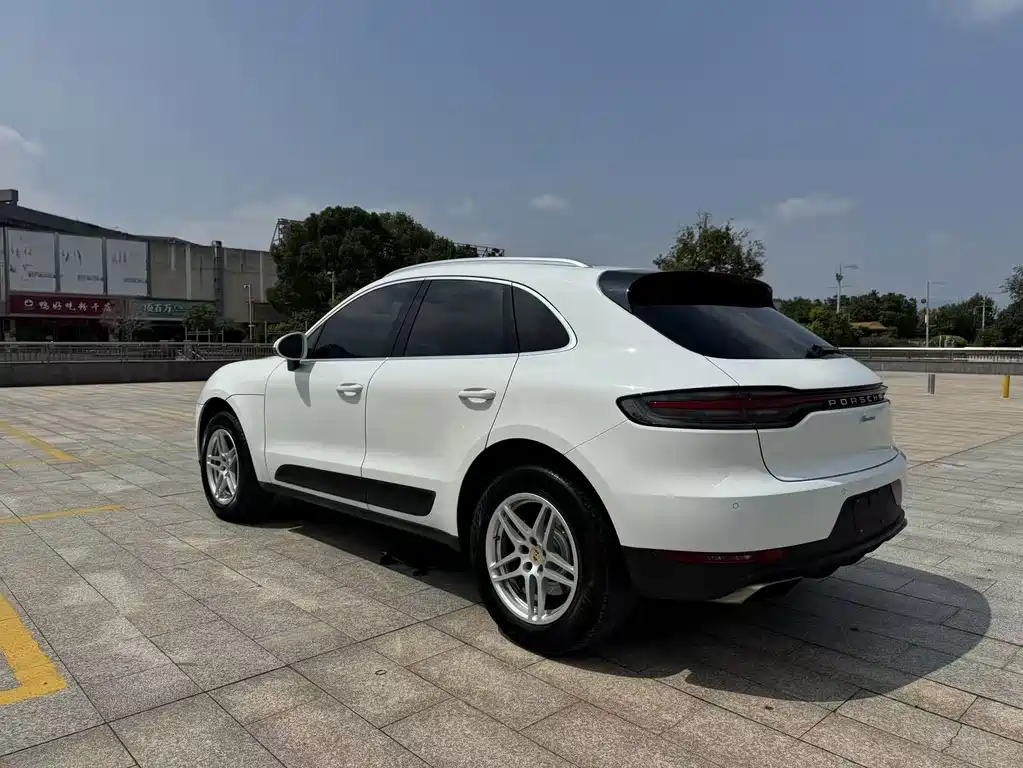 Porsche Macan — фото 6
